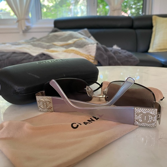 —SOLD—Chanel rimless sunglasses - Picture 8 of 10